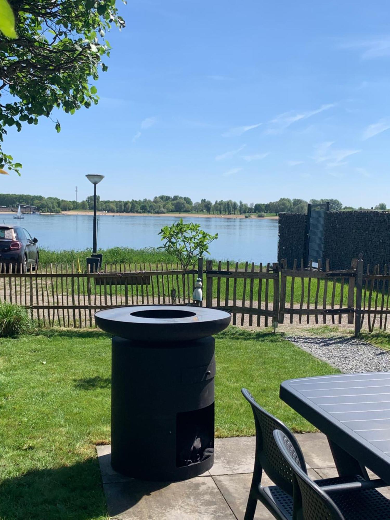 Tiny Haus Auszeit Am See Lathum 외부 사진